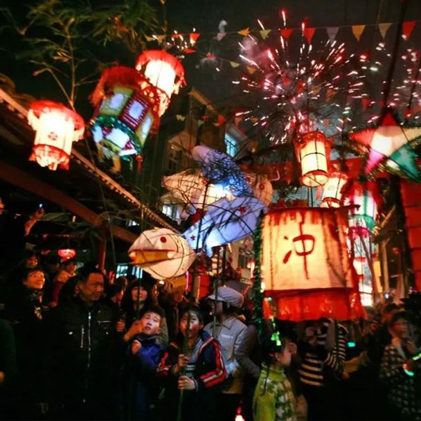 瓯海泽雅闹“挑灯”