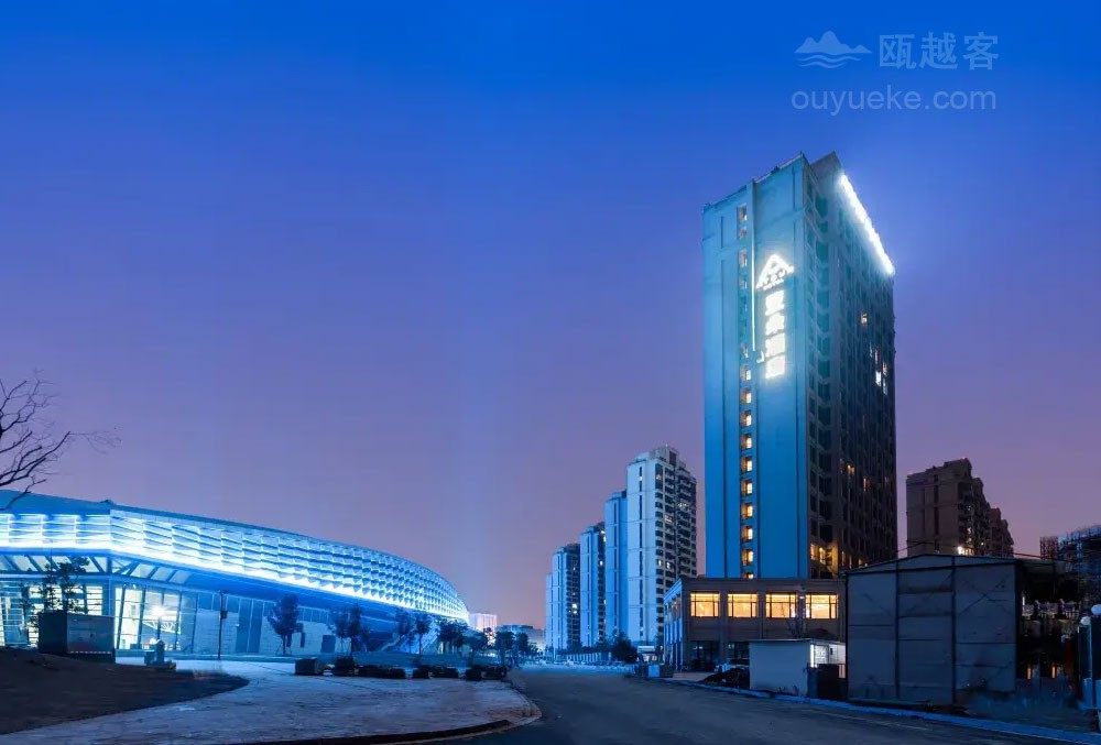 温州国际机场奥体中心地铁站亚朵酒店