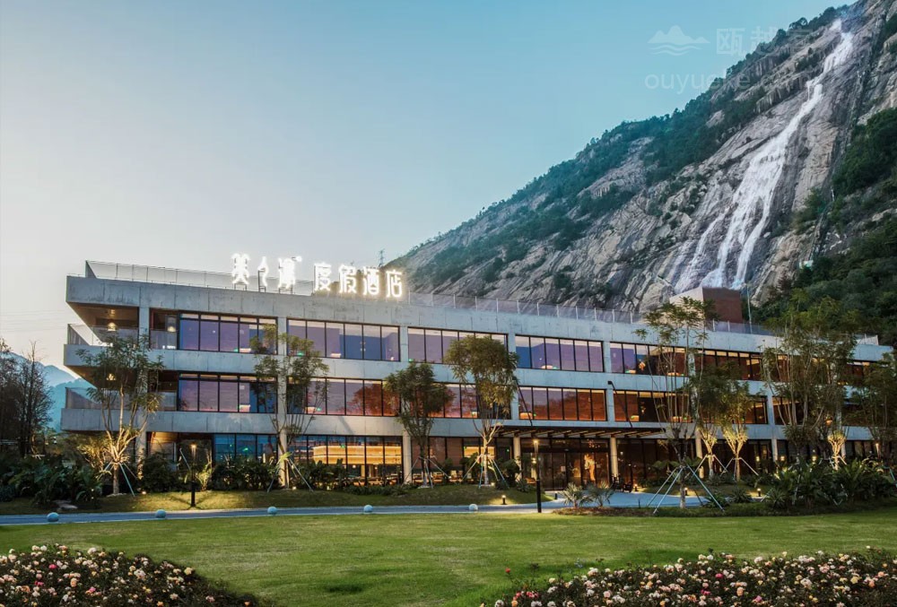 美人瀑度假酒店